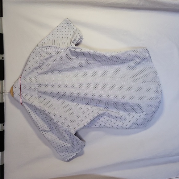 Lloyd and Jefferson casual shirt.  Size M - Picture 5 of 5